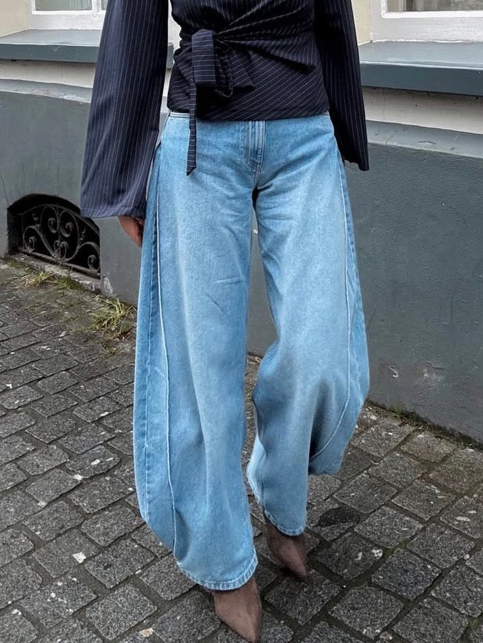 Balloon jeans